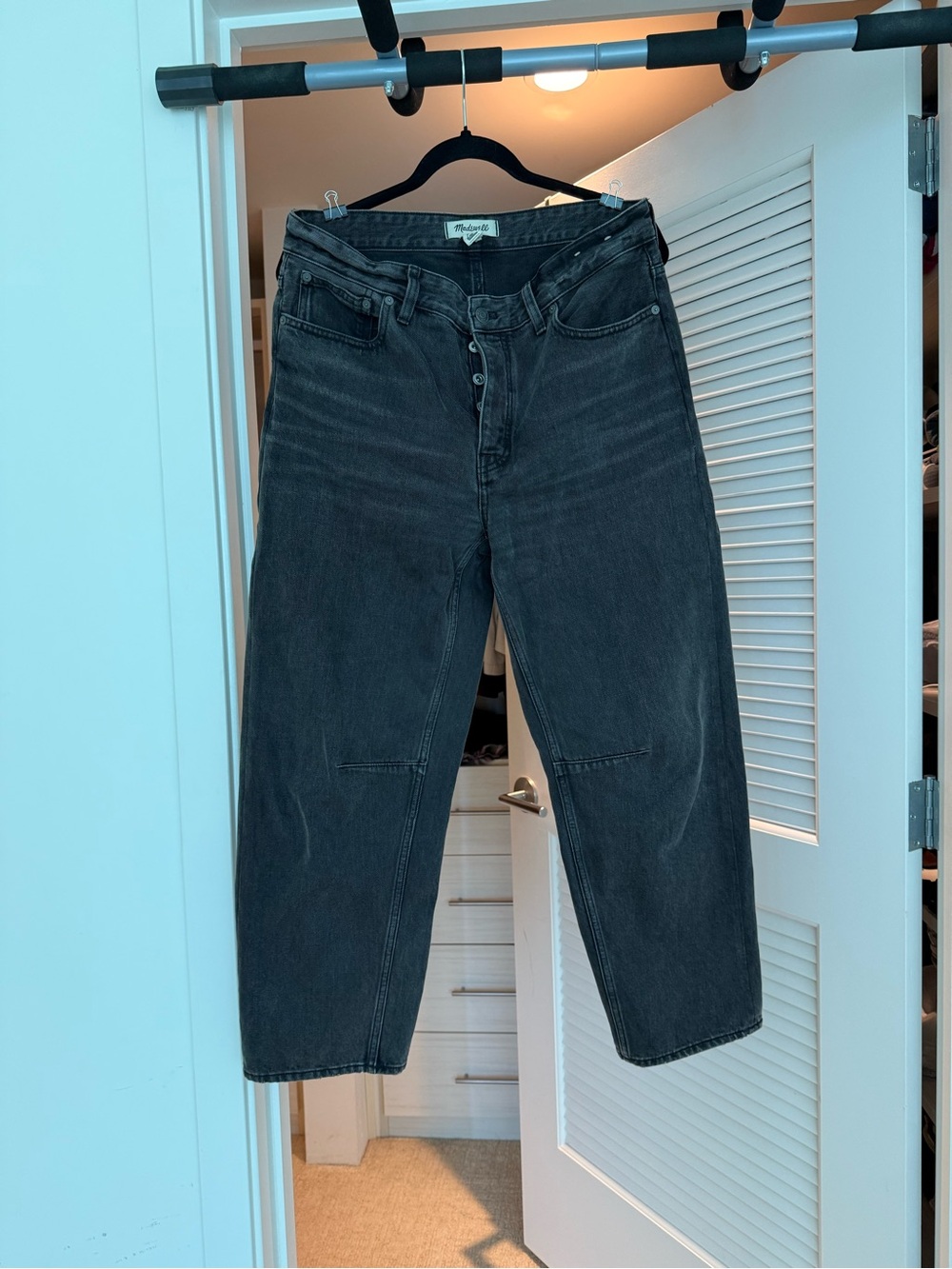 Madewell Darted Barrel-leg Jeans - Washed Black